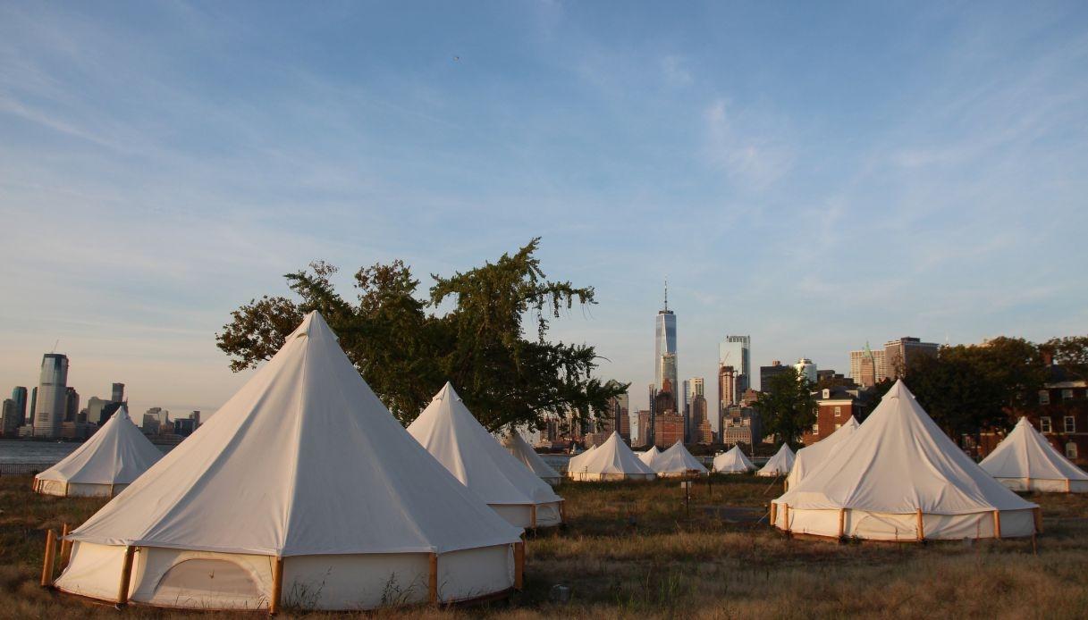 Le glamping époustouflant sur l'île de Governors à New York