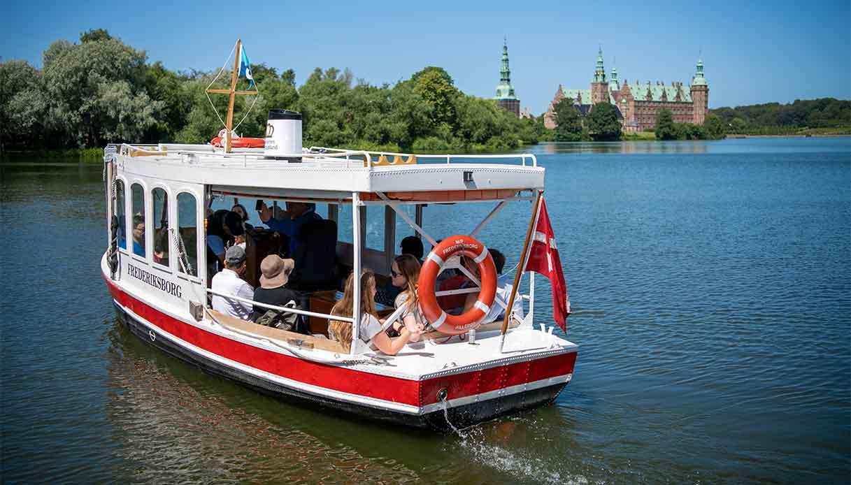 bateau-château-frederiksborg