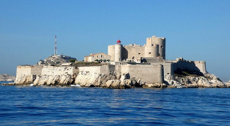 Visitar el Castillo de If, una de las cosas que hacer en Marsella